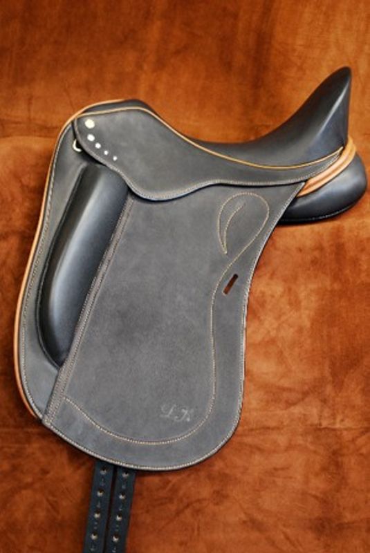 DK Dressursal Bond ll